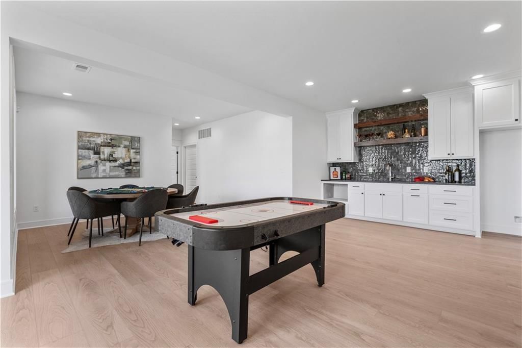 1504 NE Stewart Place — photo 51