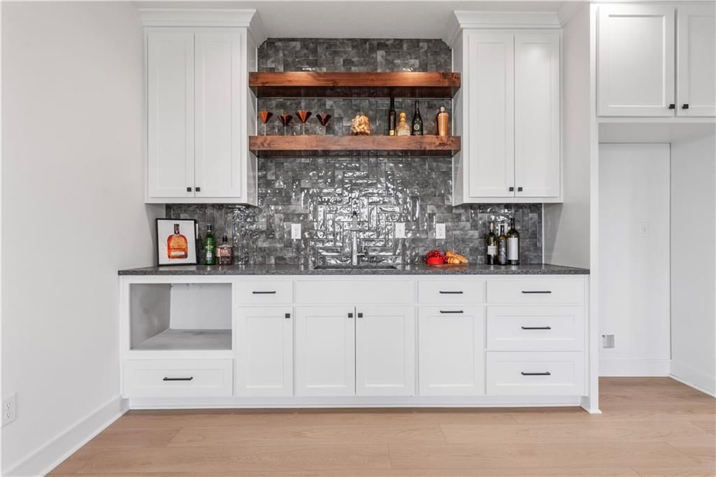 1504 NE Stewart Place — photo 52
