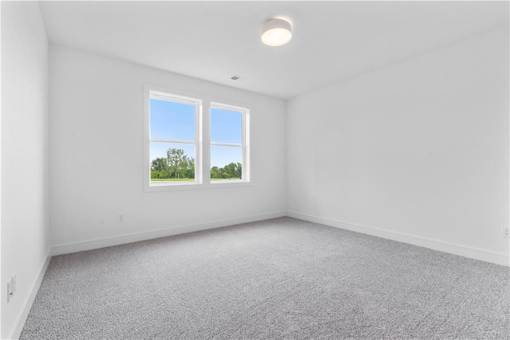 1504 NE Stewart Place — photo 58