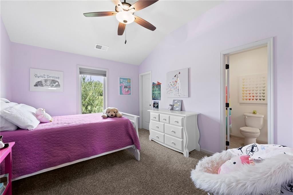 Photo 39 of 75 - 16825 Stearns Street