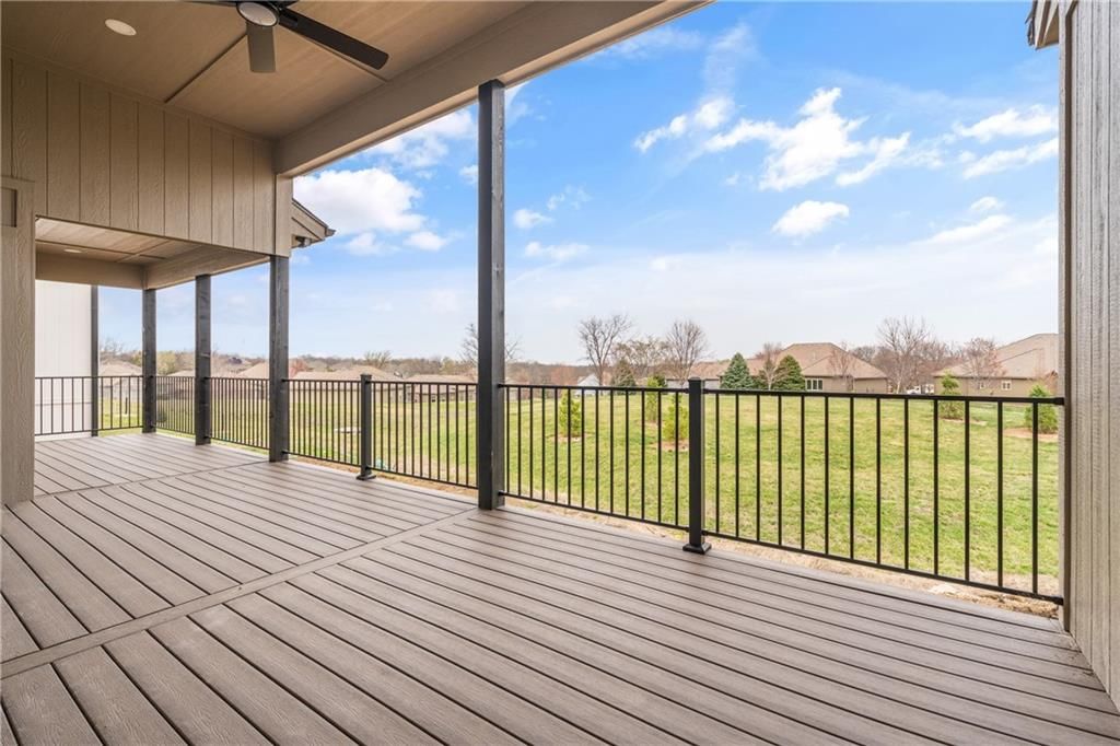 1600 NE Park Springs Terrace — photo 16