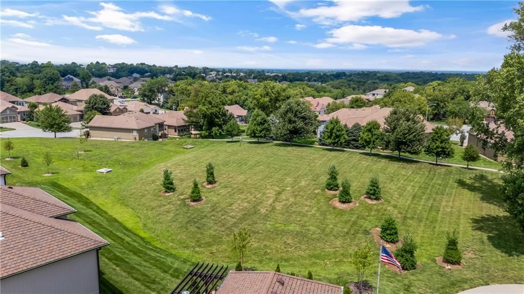 1600 NE Park Springs Terrace — photo 54