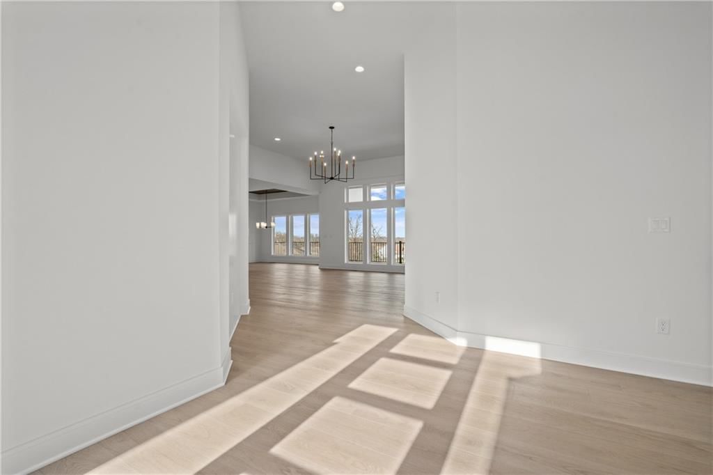 1528 NE Park Springs Terrace — photo 4