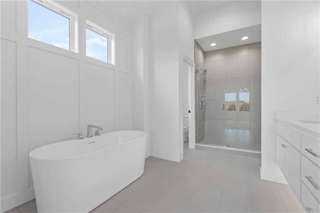1528 NE Park Springs Terrace — photo 34