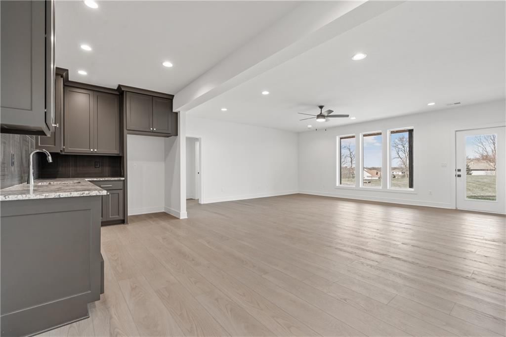 1528 NE Park Springs Terrace — photo 43