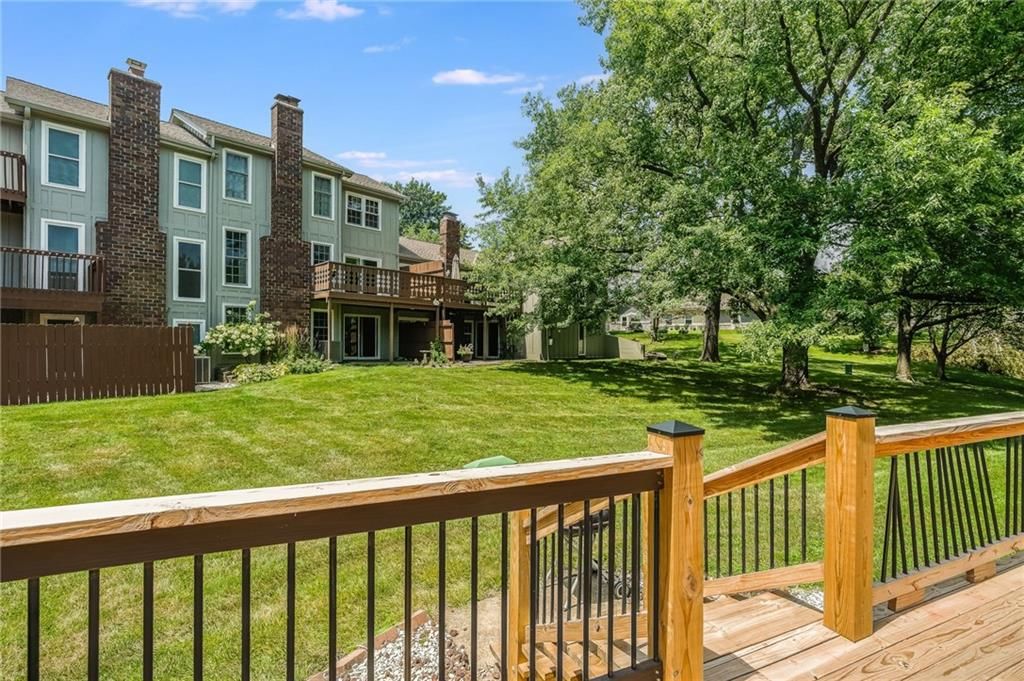 Photo 5 of 28 - 9906 Edelweiss Circle