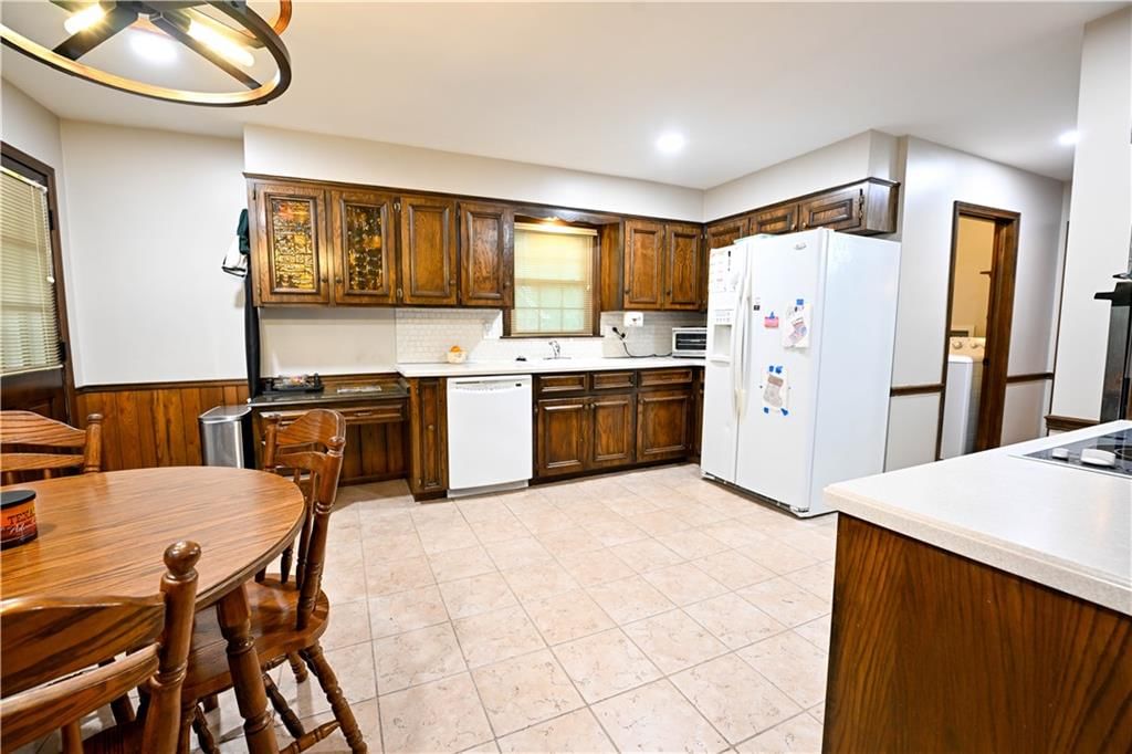 10634 W 102nd Terrace — photo 3