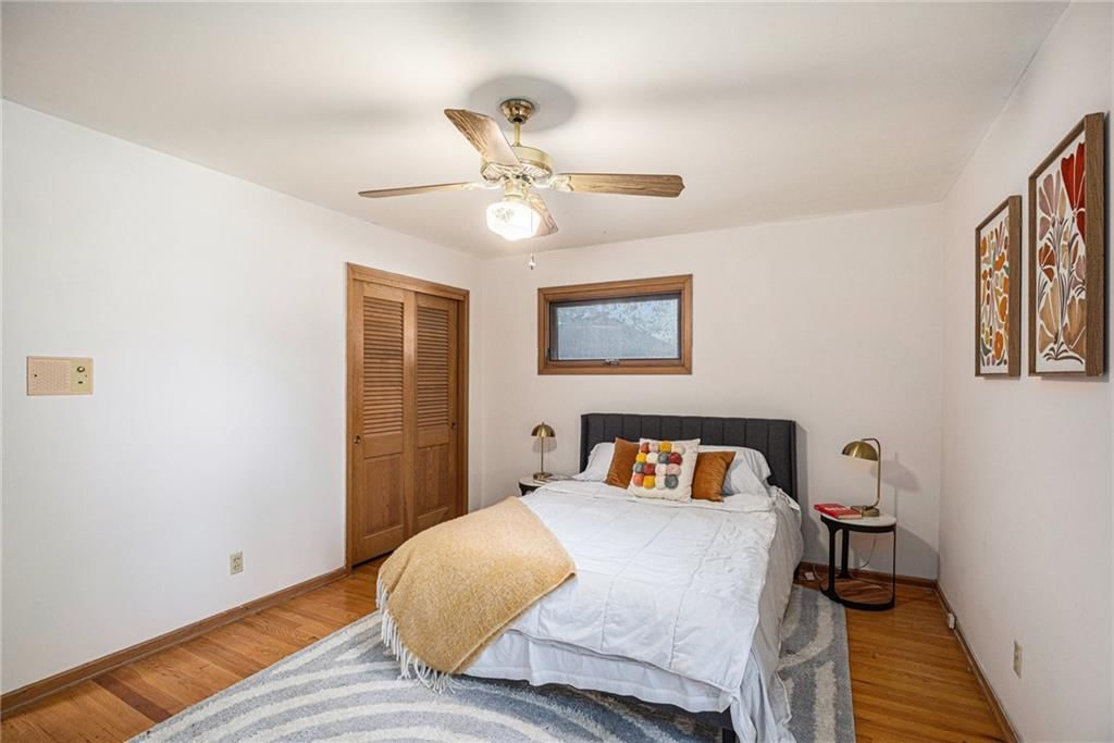 10518 Mersington Avenue — photo 13