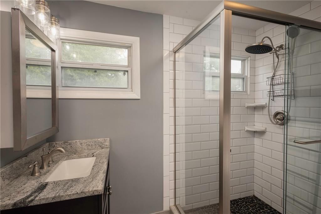 Photo 6 of 20 - 9903 Harrison Street