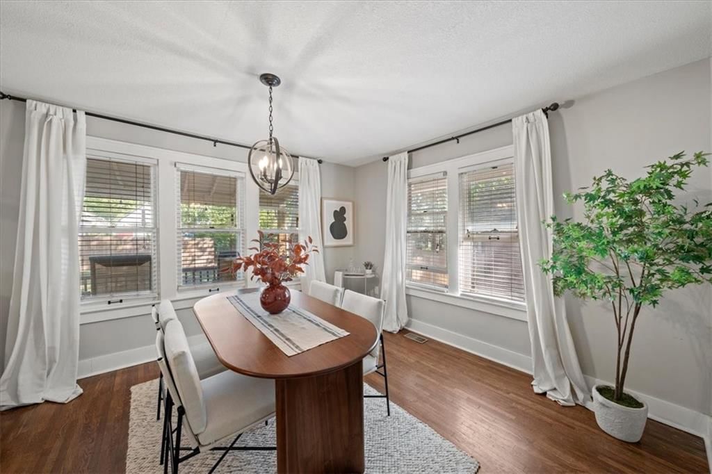 4431 Cambridge Street — photo 7
