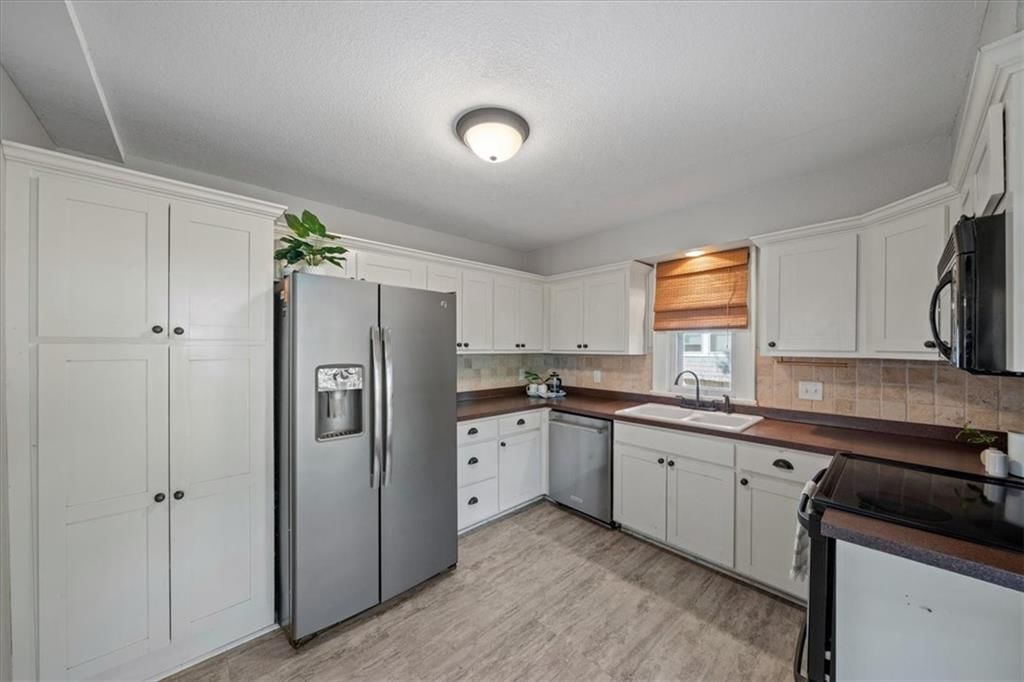 4431 Cambridge Street — photo 13