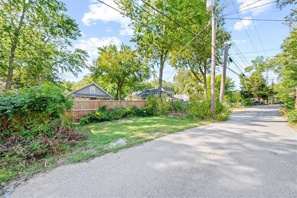 4431 Cambridge Street — photo 25