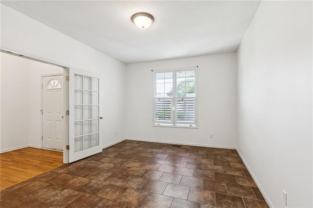 1024 Redwood Lane — photo 4