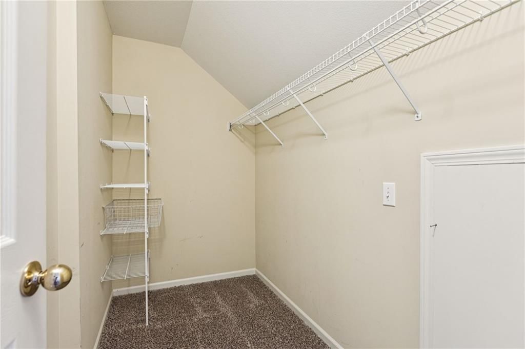 1024 Redwood Lane — photo 27