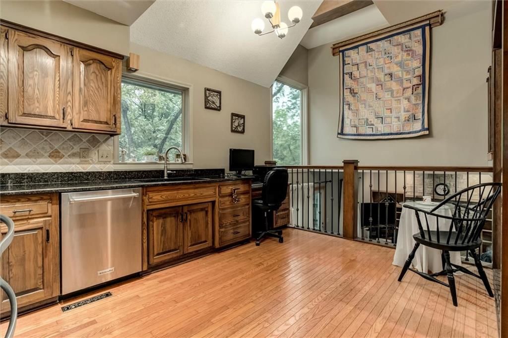 28465 W 85th Terrace — photo 6