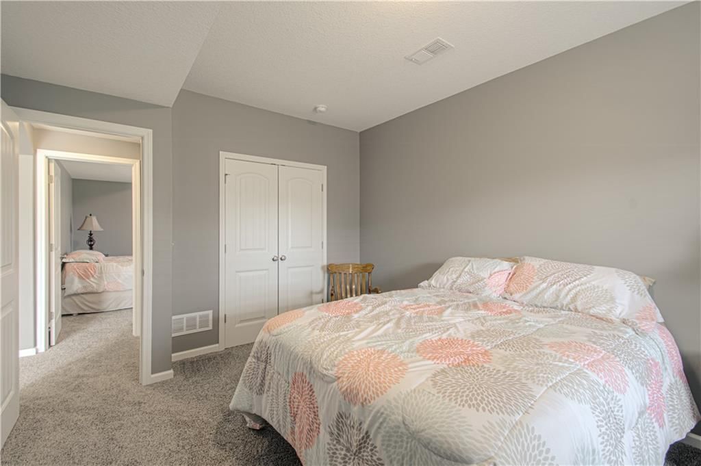9121 N Myrtle Avenue — photo 33