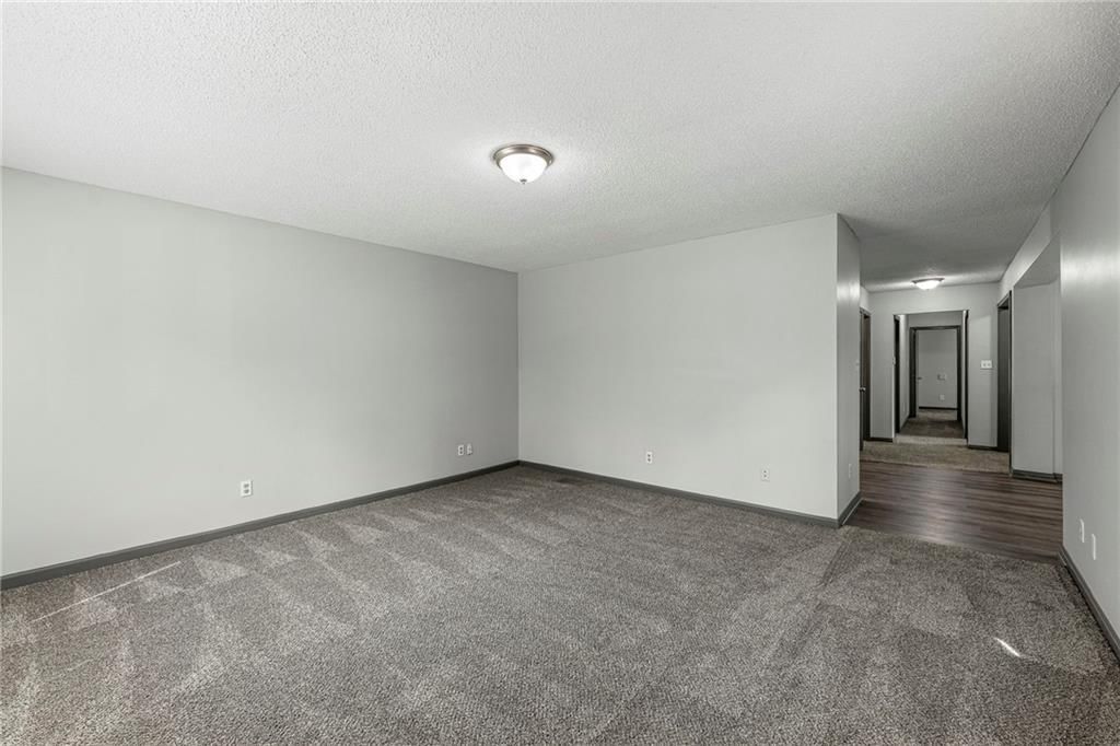 1120 Pottawatomie Street — photo 4