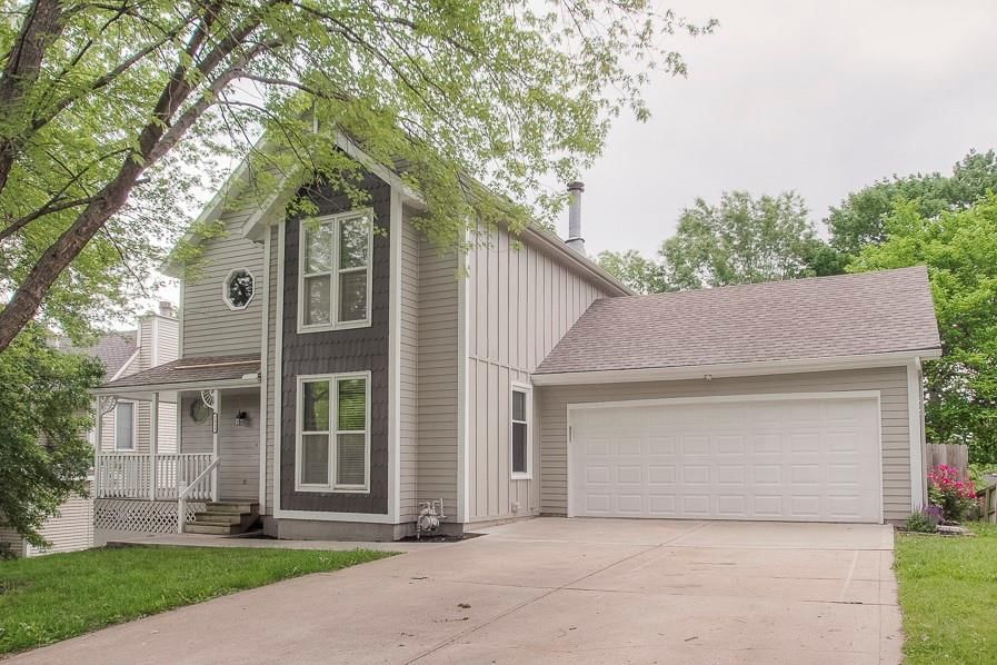 5835 N College Street — photo 2