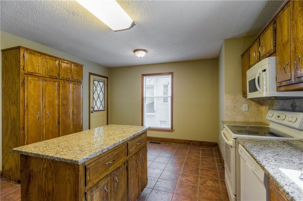5835 N College Street — photo 28