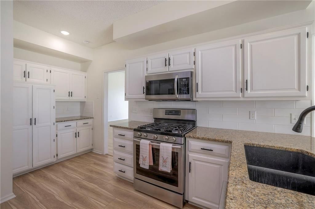 13835 Craig Street — photo 17