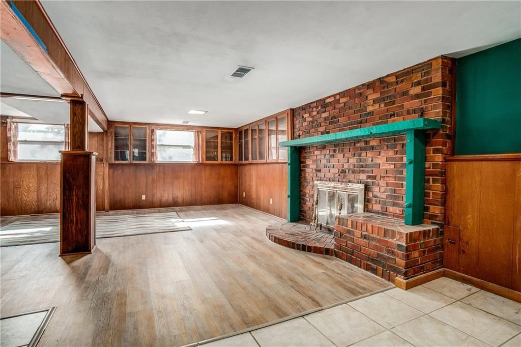 2806 S Whitney Avenue — photo 12