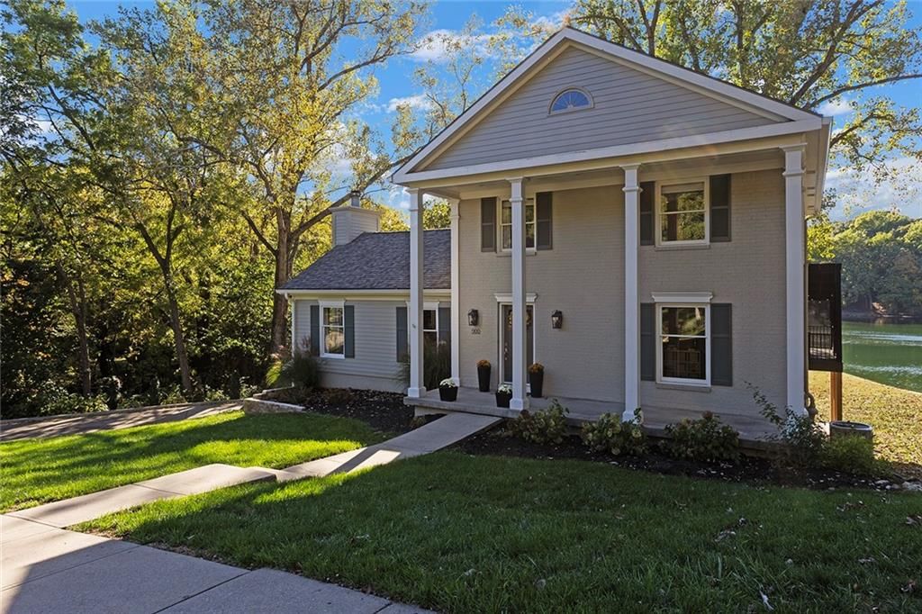 900 Wildbriar Drive, Liberty, MO