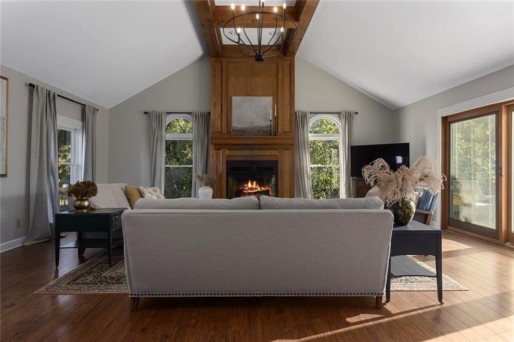 900 Wildbriar Drive — photo 10