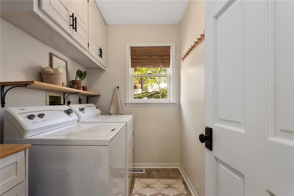 900 Wildbriar Drive — photo 29