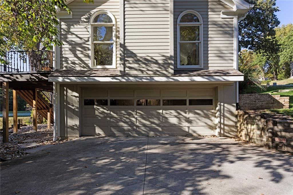900 Wildbriar Drive — photo 44