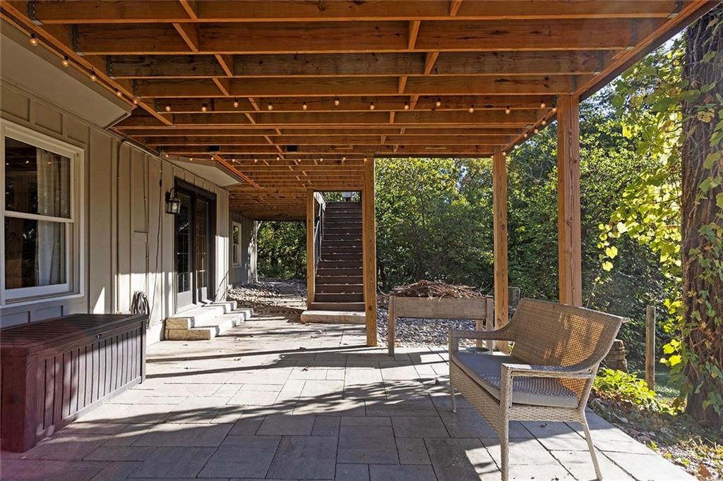 900 Wildbriar Drive — photo 45