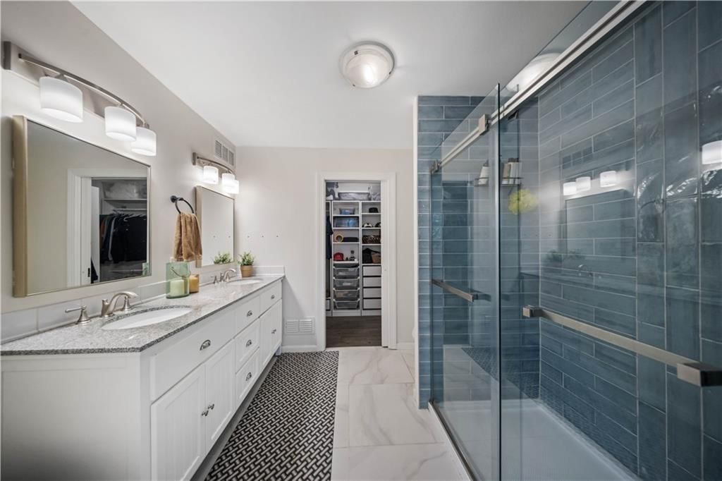 1113 W 85th Street — photo 16
