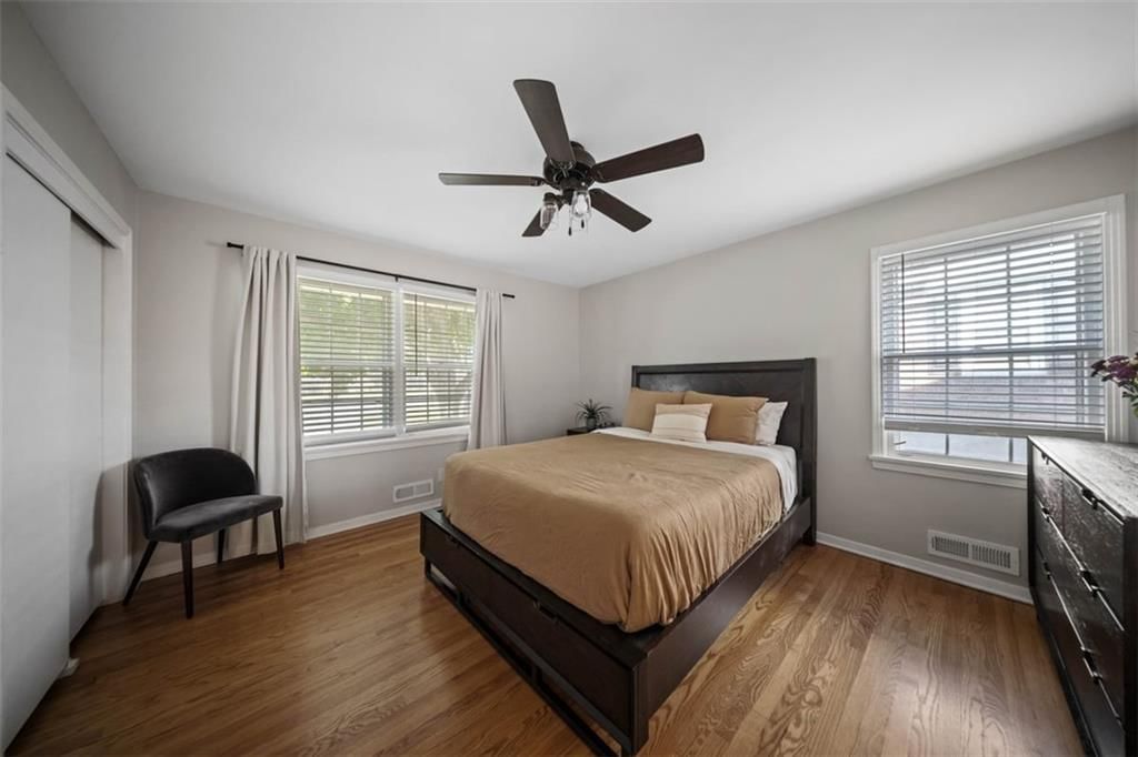 1113 W 85th Street — photo 20