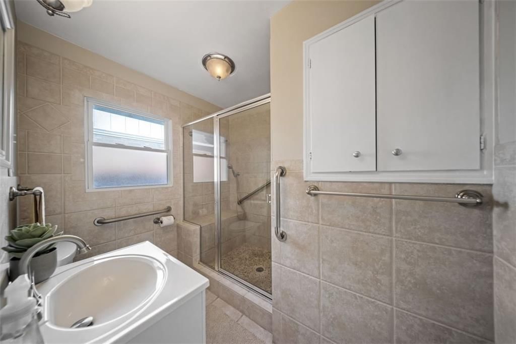 1113 W 85th Street — photo 21