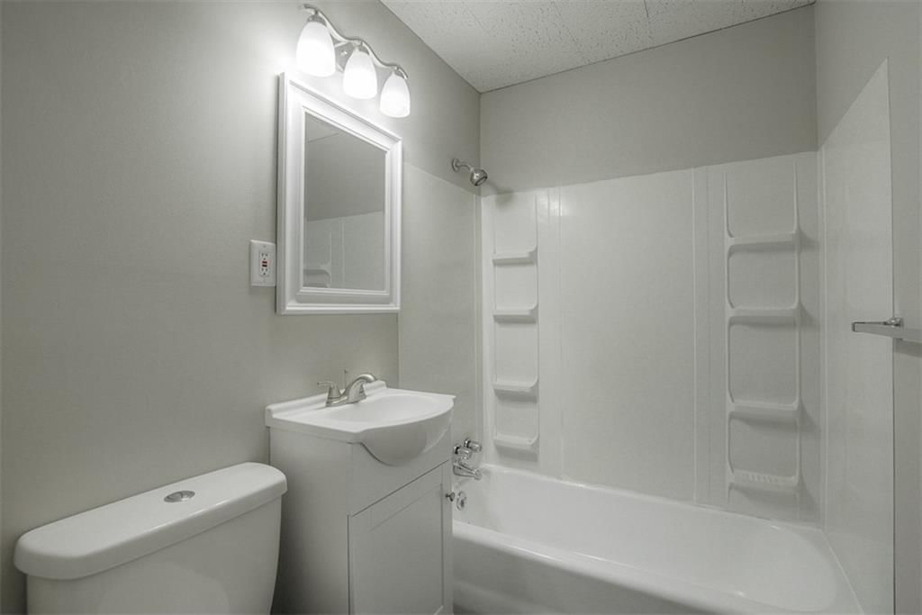 7410 E 57th Street — photo 11