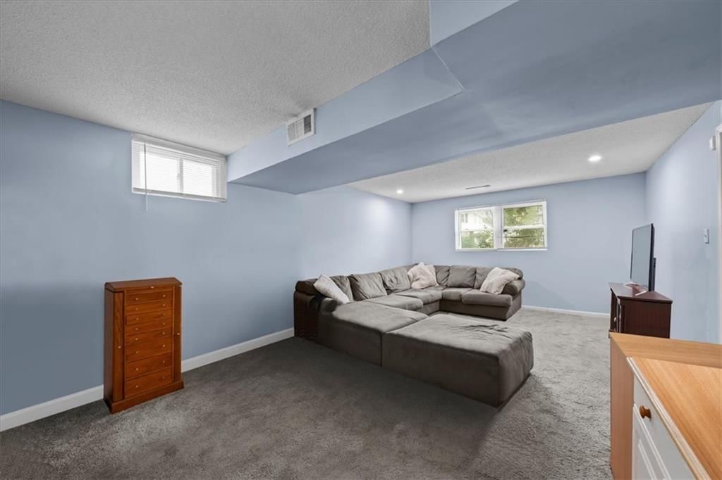 11604 Manchester Avenue — photo 17