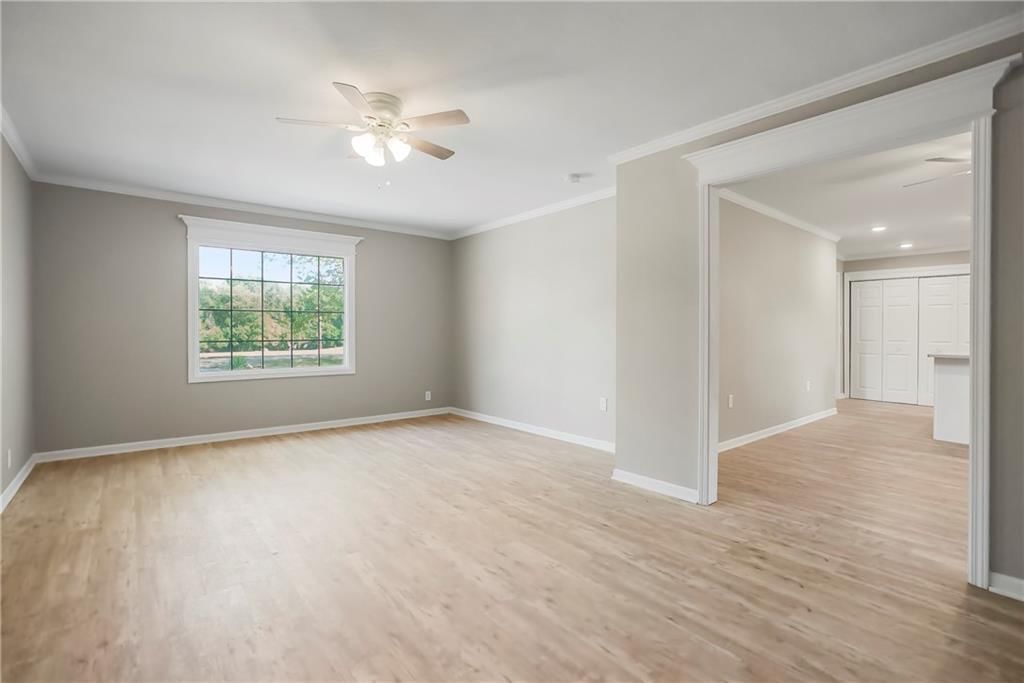 Photo 5 of 46 - 19110 S Sunray Drive