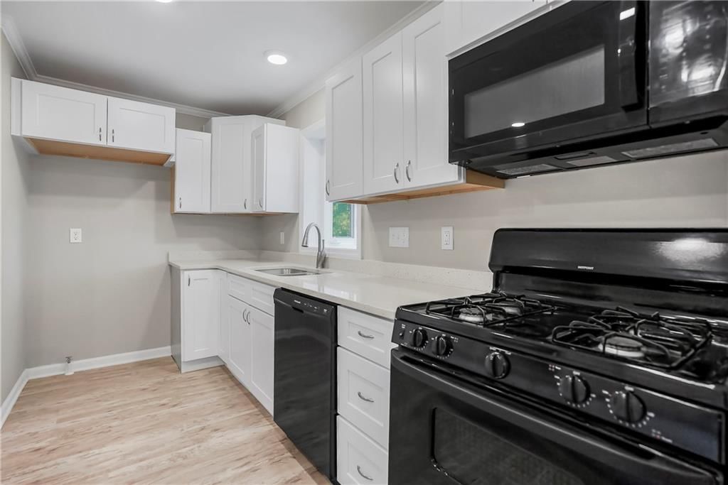 Photo 17 of 46 - 19110 S Sunray Drive