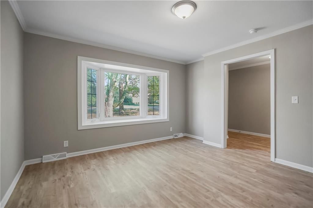 Photo 20 of 46 - 19110 S Sunray Drive