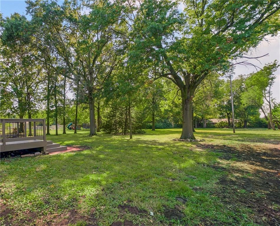 Photo 34 of 46 - 19110 S Sunray Drive