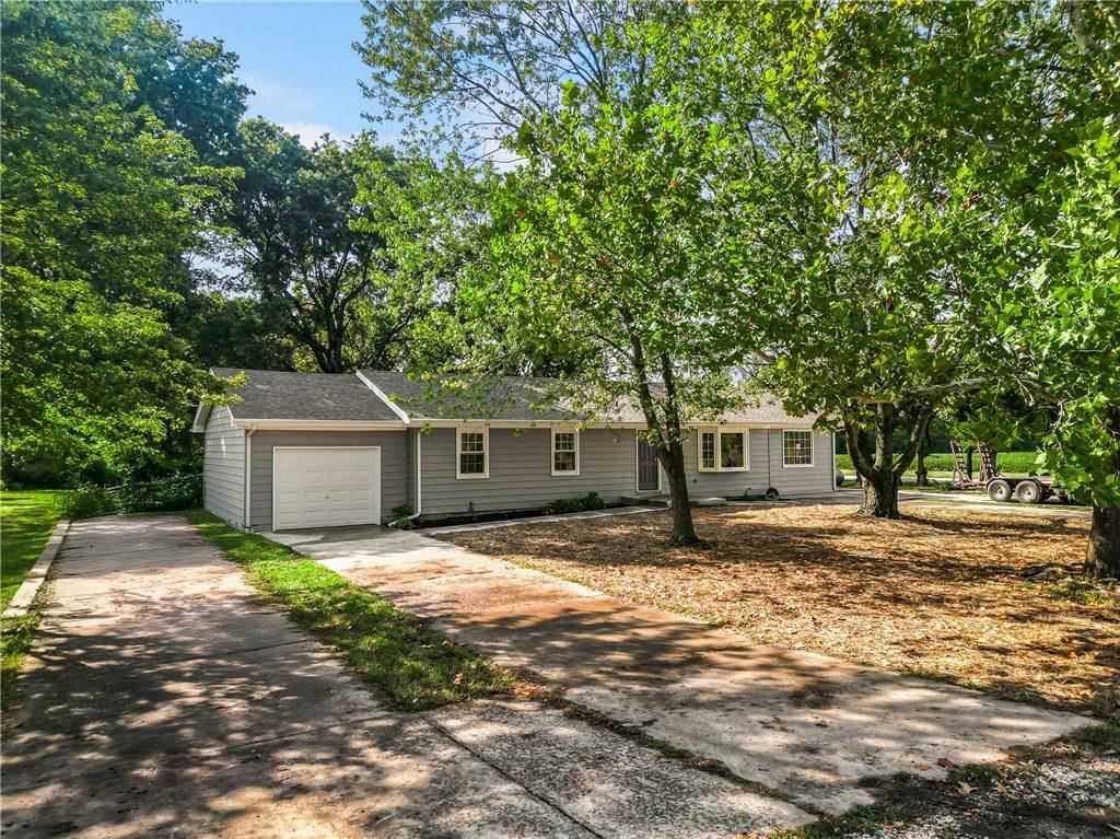 Photo 37 of 46 - 19110 S Sunray Drive