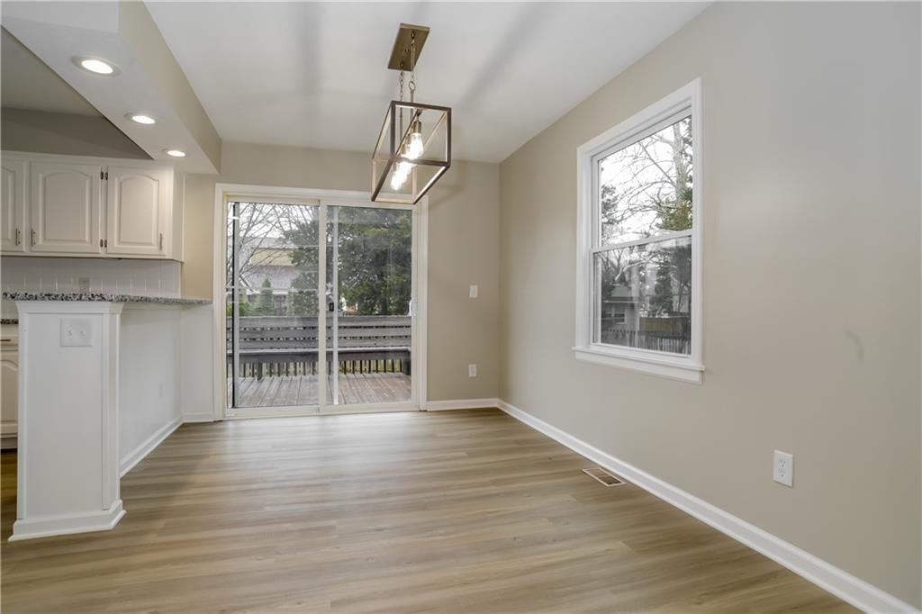 Photo 6 of 16 - 6723 Hauser Drive