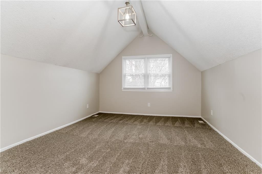 Photo 10 of 16 - 6723 Hauser Drive