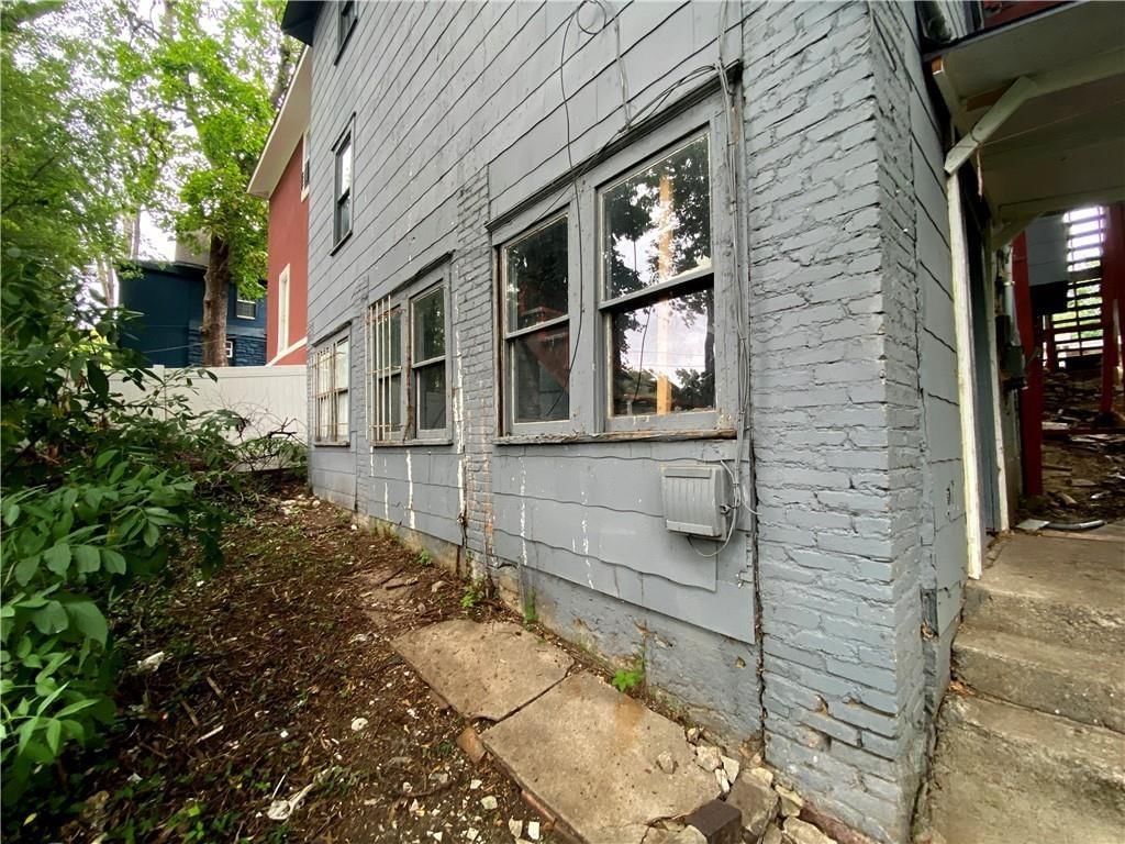 2450 HARDESTY Avenue — photo 24