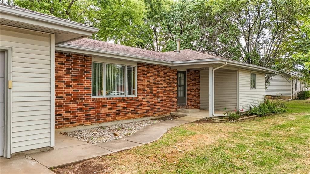 49 Lakeshore Drive — photo 3