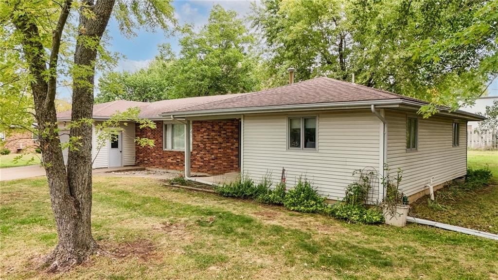 49 Lakeshore Drive — photo 4