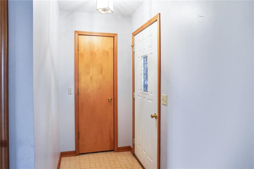 49 Lakeshore Drive — photo 5