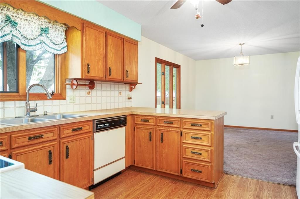 49 Lakeshore Drive — photo 12