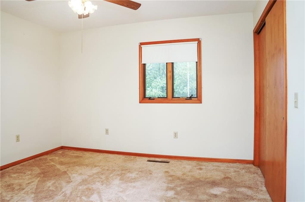 49 Lakeshore Drive — photo 18