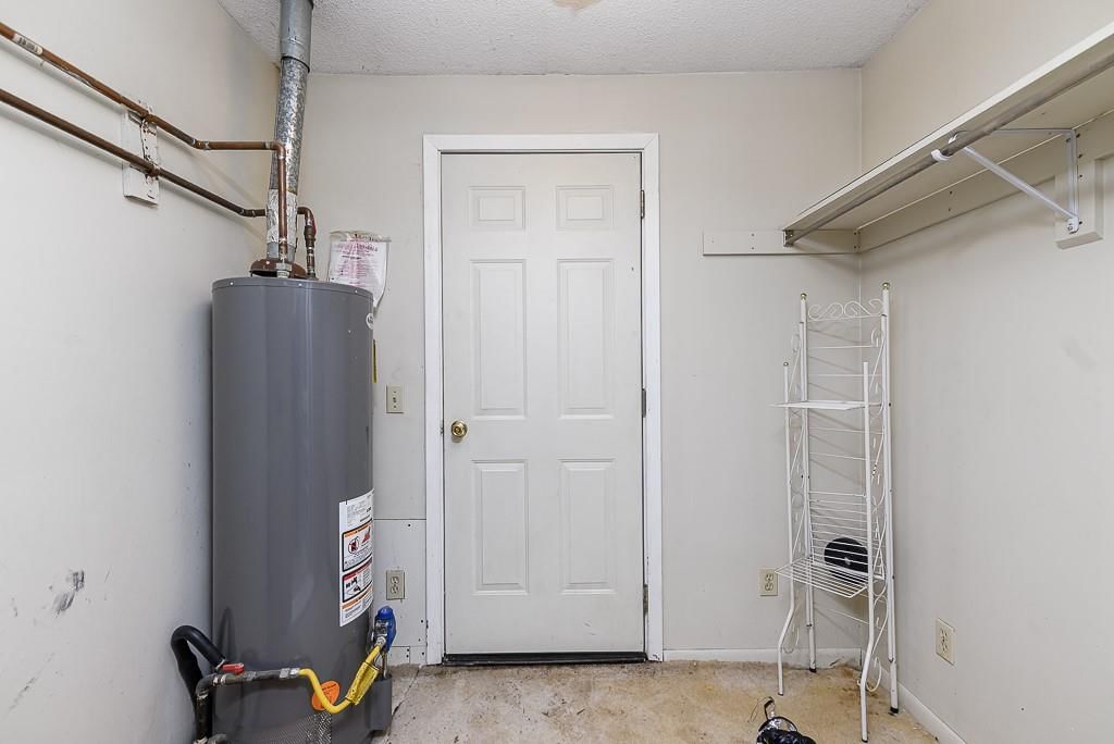 32845 W 84th Street — photo 12