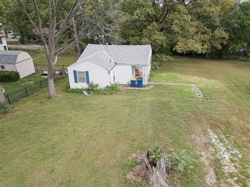 32845 W 84th Street — photo 14